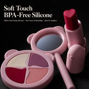 Set de maquillage d'imitation en silicone — Gros plan